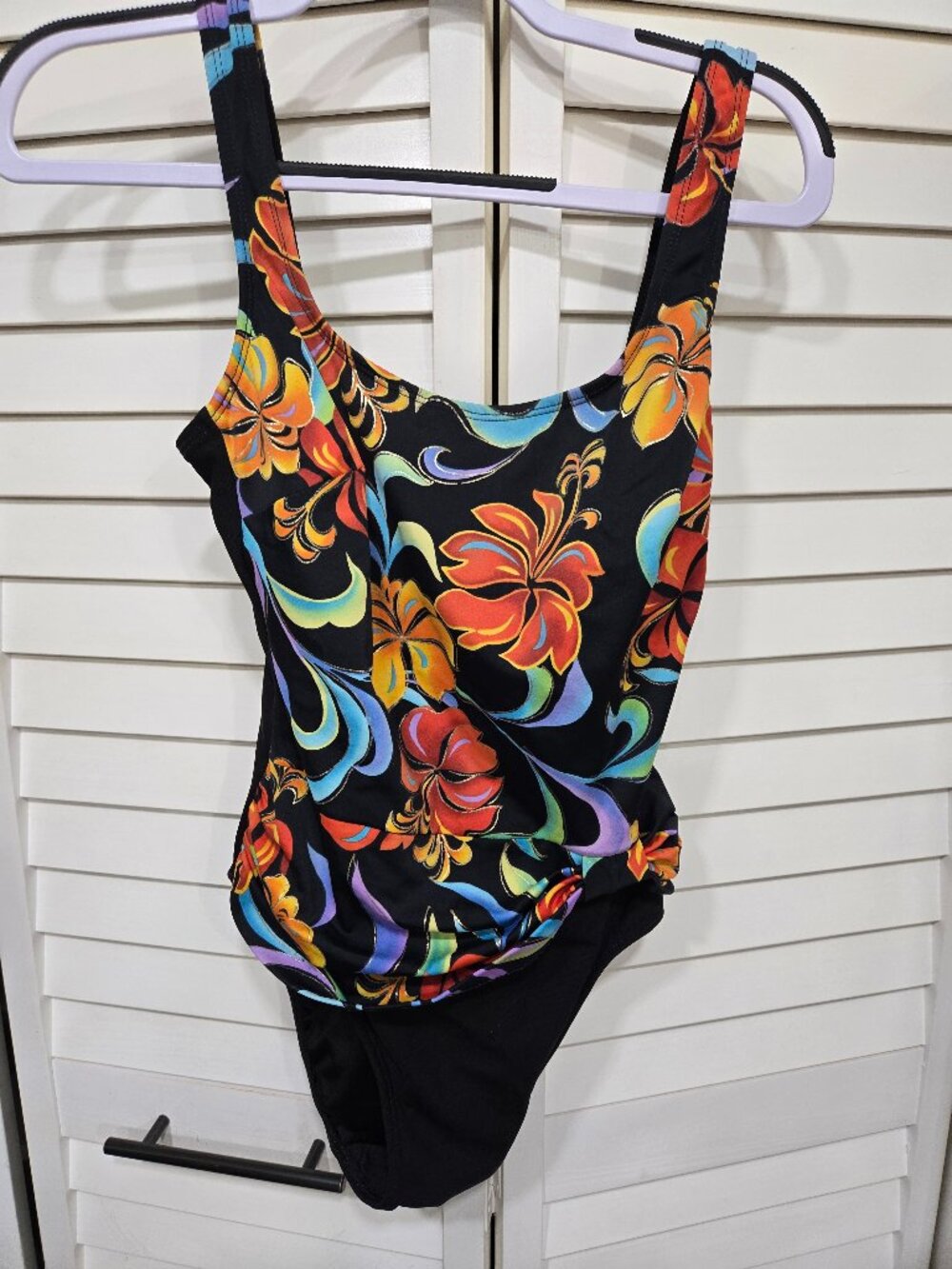 Longitude, Bathing Suit, Size 10, Good Condition, Slimming look